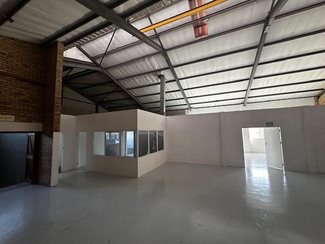 To Let Commercial Property for Rent in Maitland Western Cape